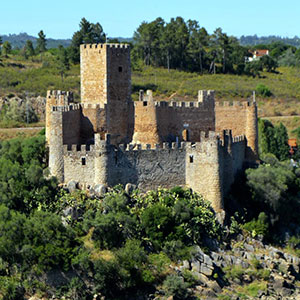 Visitar Leiria, Tomar e Castelo de Almourol Visita Guiada Privada “Os Templários”, GoLeiria Guia Turístico de Leiria