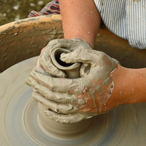 Team-Building in Leiria-Pottery-in-Caldas-da-Rainha-city-GoLeiria Leiria-Tourism-Guide-2024